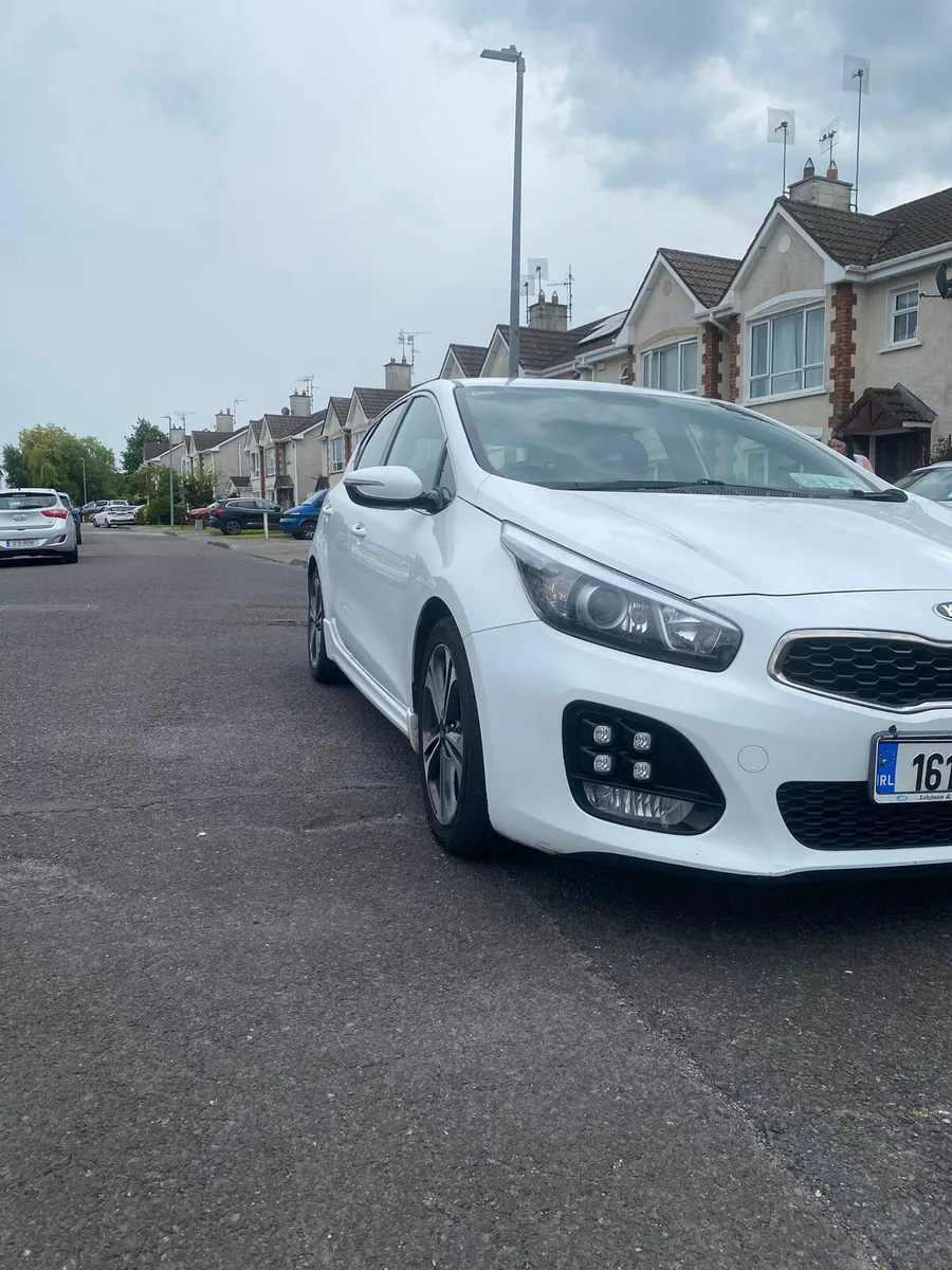 Kia Ceed 1.0 petrol GT-Line 120bhp - Image 2