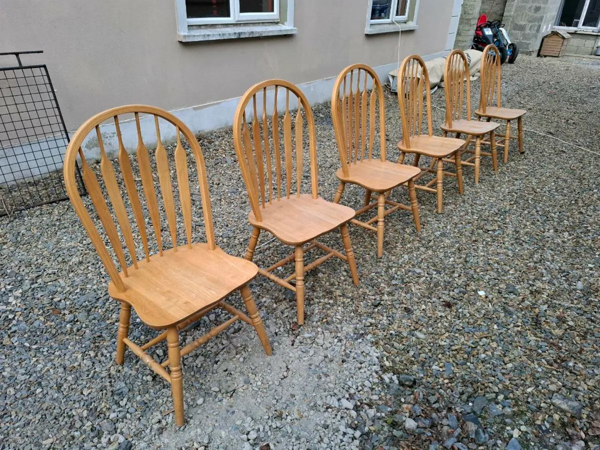 6 x large round back dining chairs. - Image 1