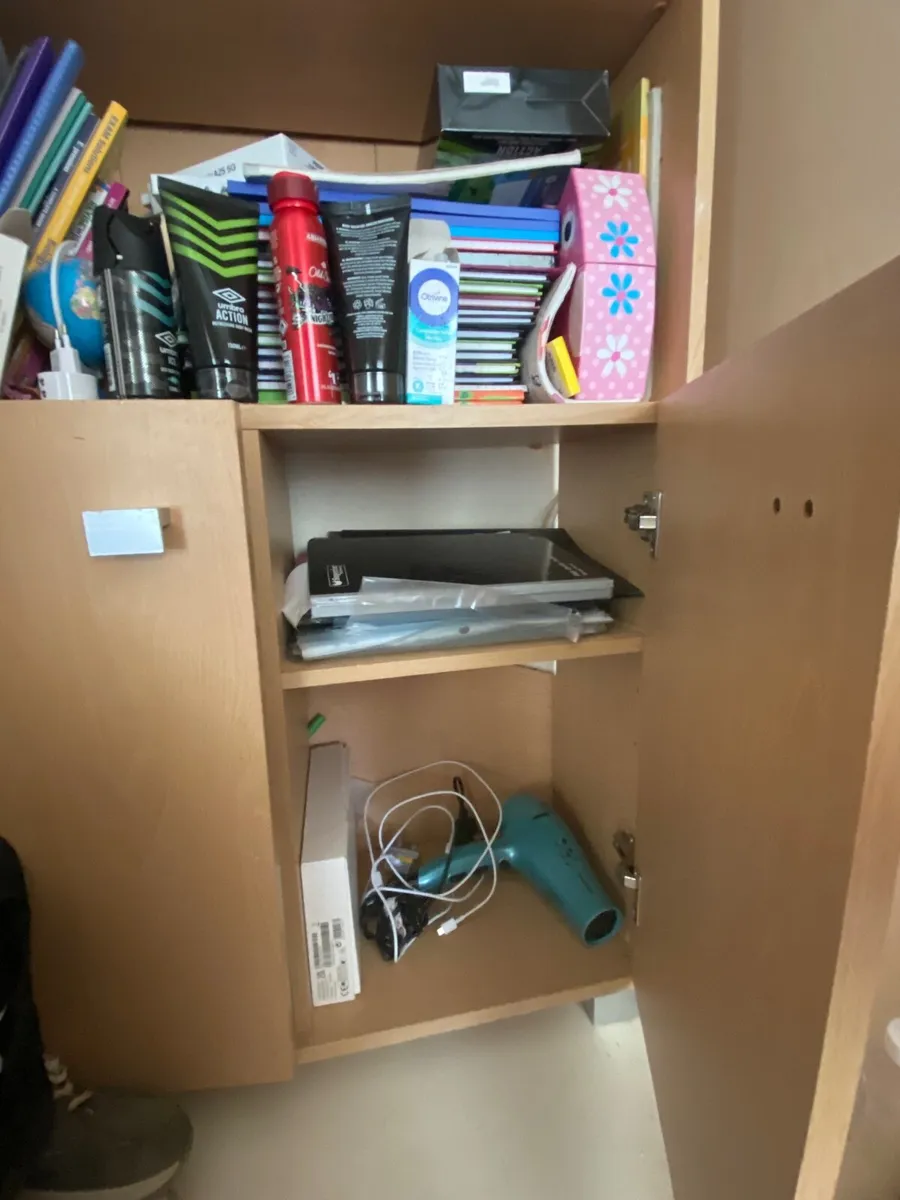 Book shelf - Image 2