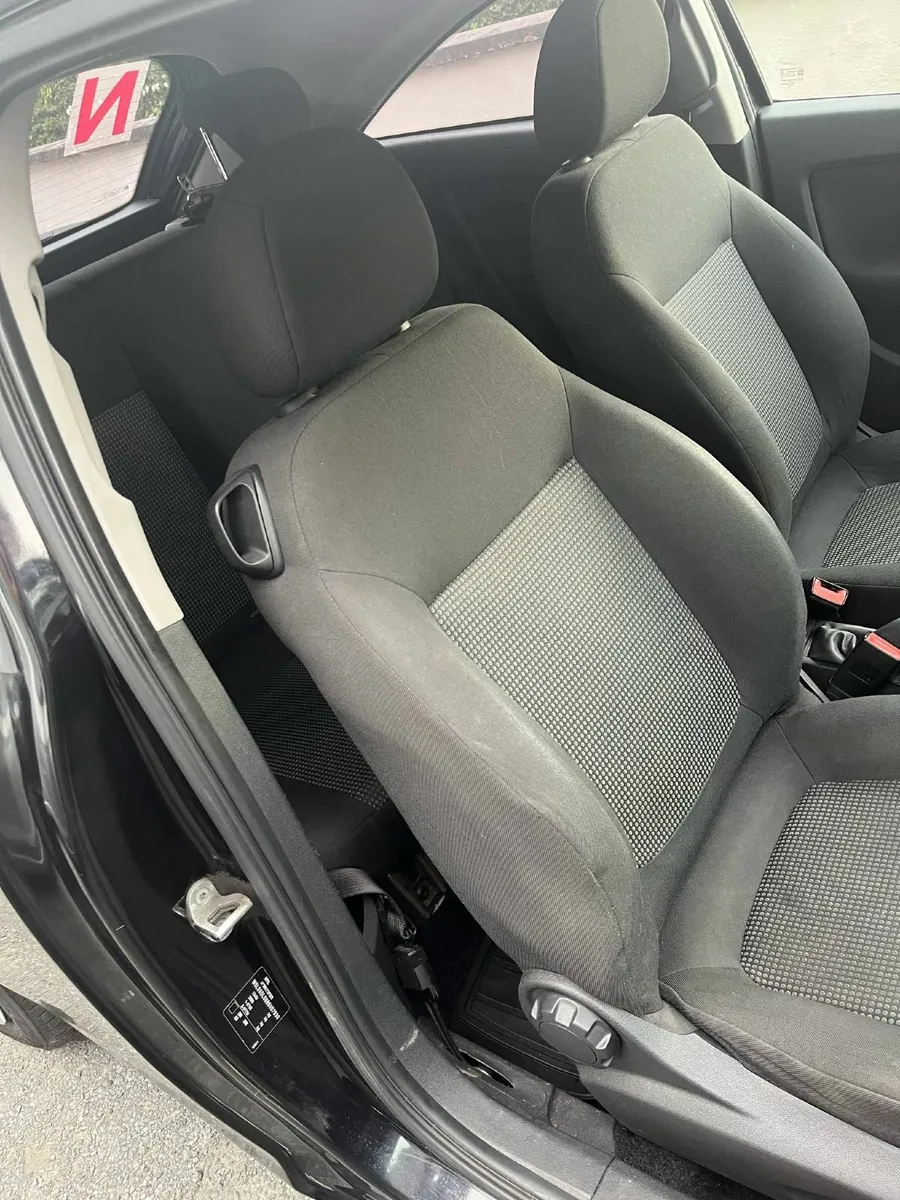 Vauxhall Corsa 2011 - Image 2