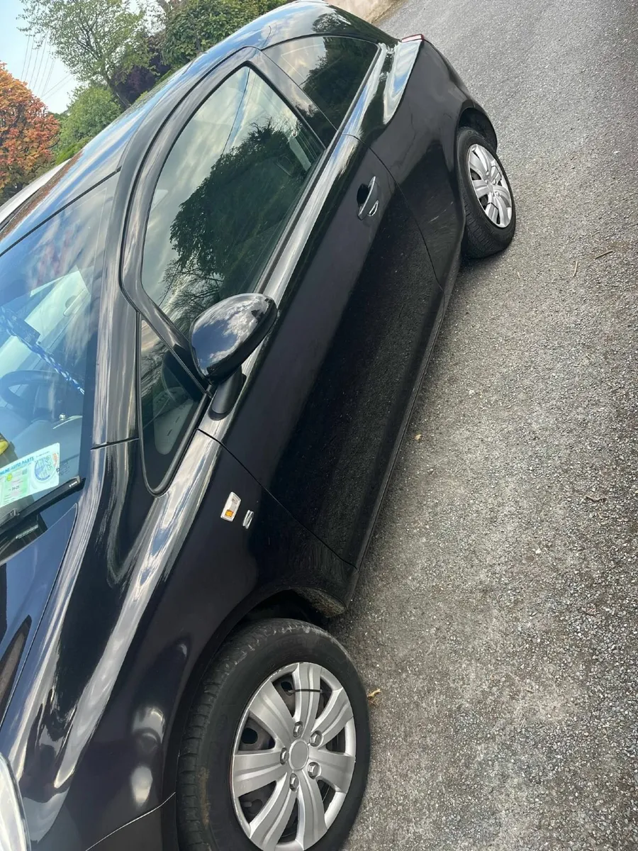 Vauxhall Corsa 2011 - Image 3