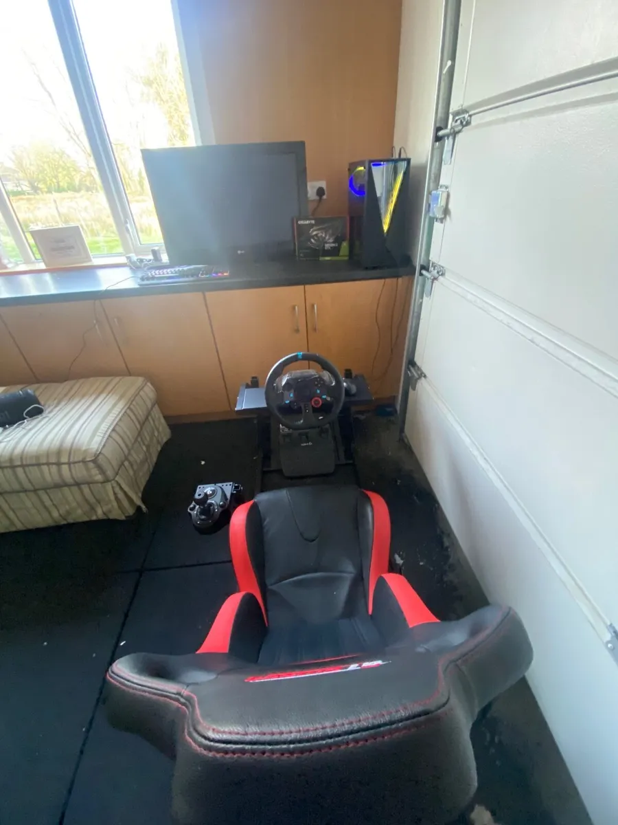 Gaming pc + Racing sim rig - Image 4