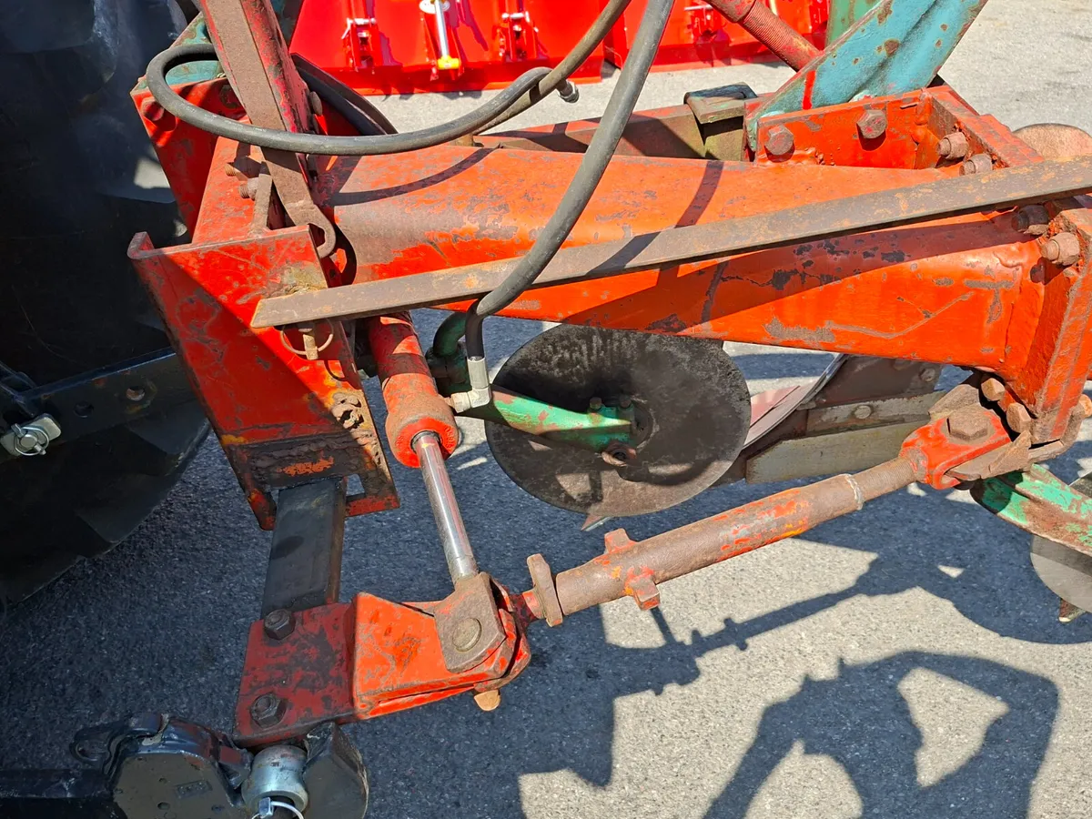 Kverneland 4 furrow plough - Image 4