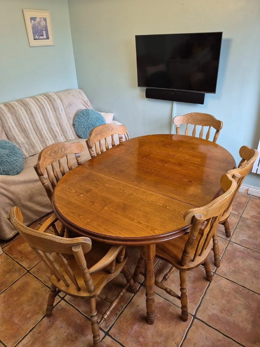 Solid Wood Kitchen Table and six chairs - Image 1