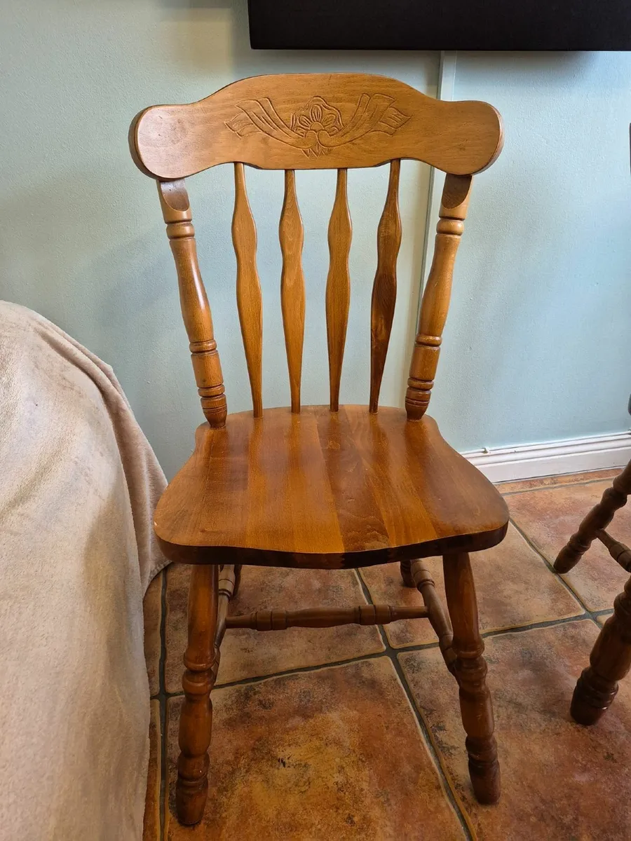 Solid Wood Kitchen Table and six chairs - Image 2