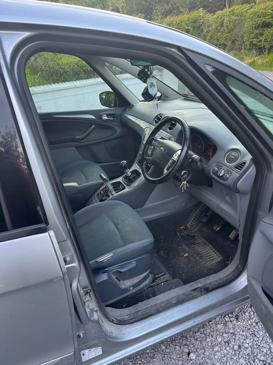 Ford galaxy - Image 2