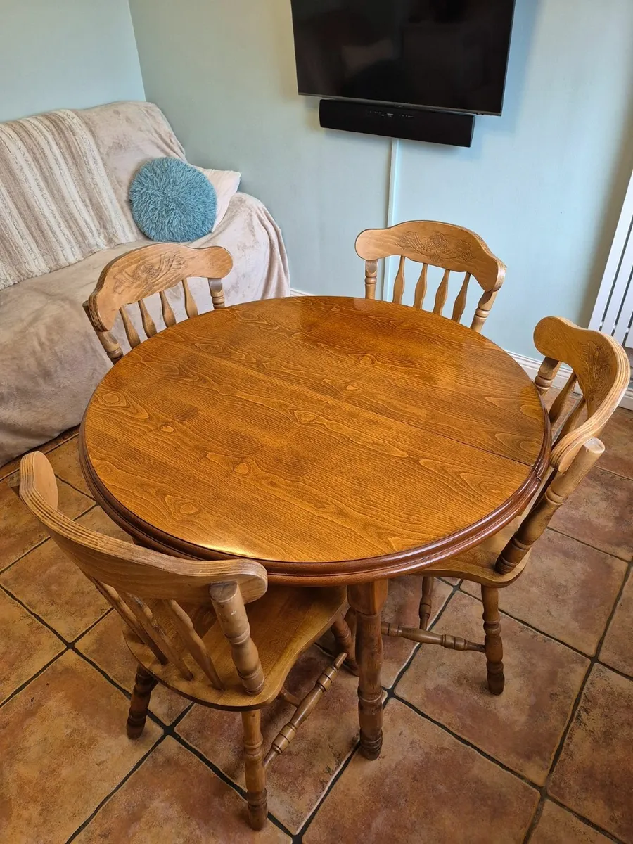 Solid Wood Kitchen Table and six chairs - Image 4