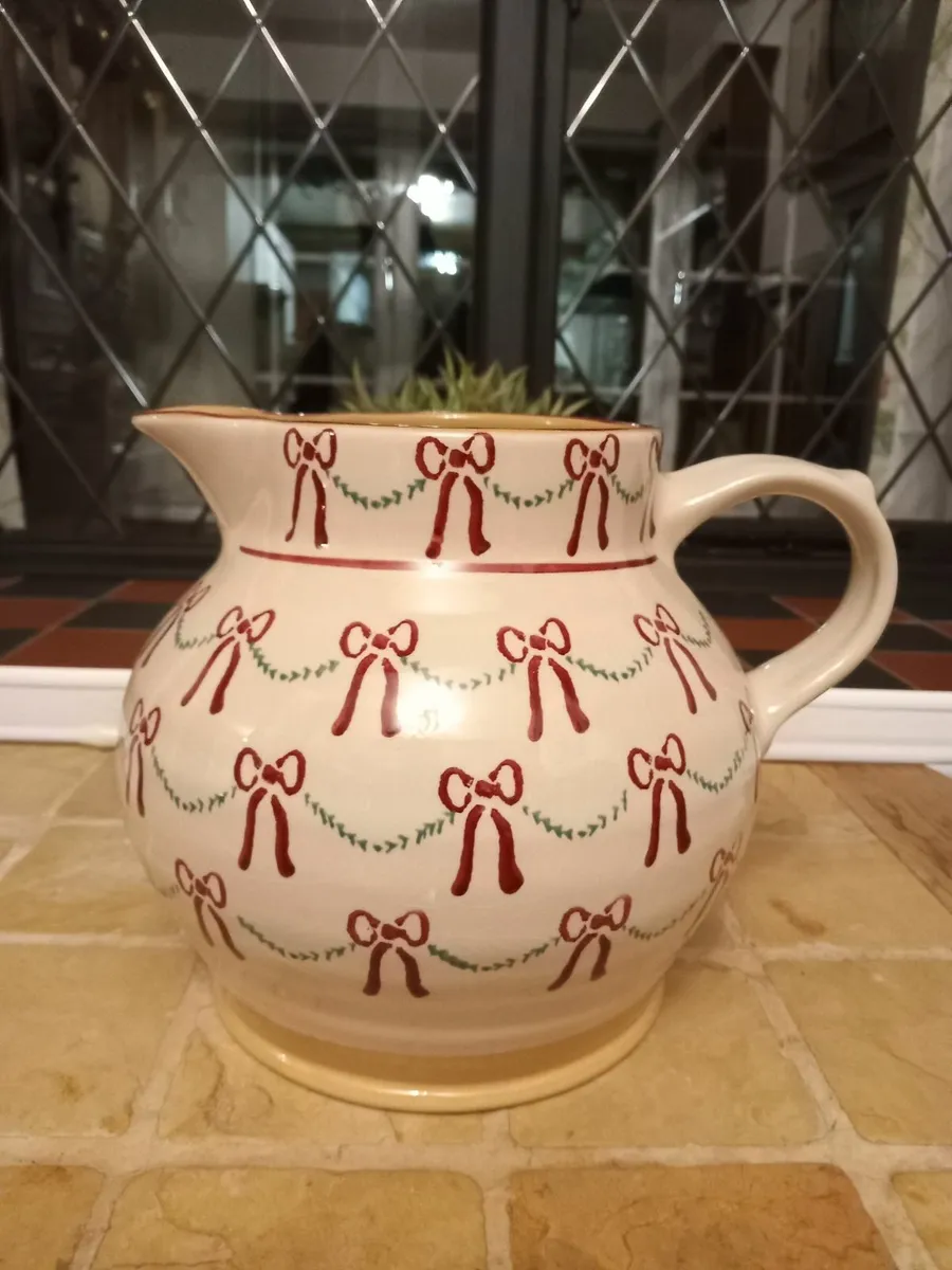 Nicolas Mosse Jug - Image 1