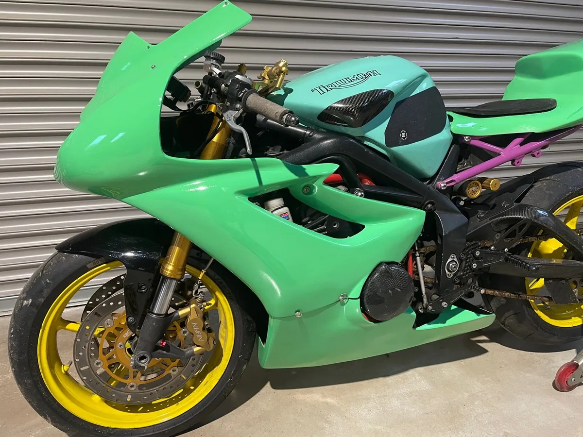 Triumph Daytona 675 - Image 4