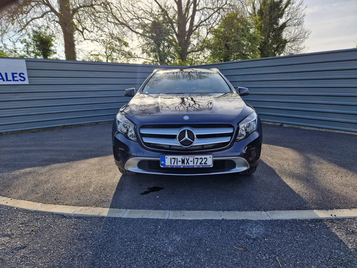 17 MERCEDES GLA DIESEL...AUTOMATIC.. - Image 2