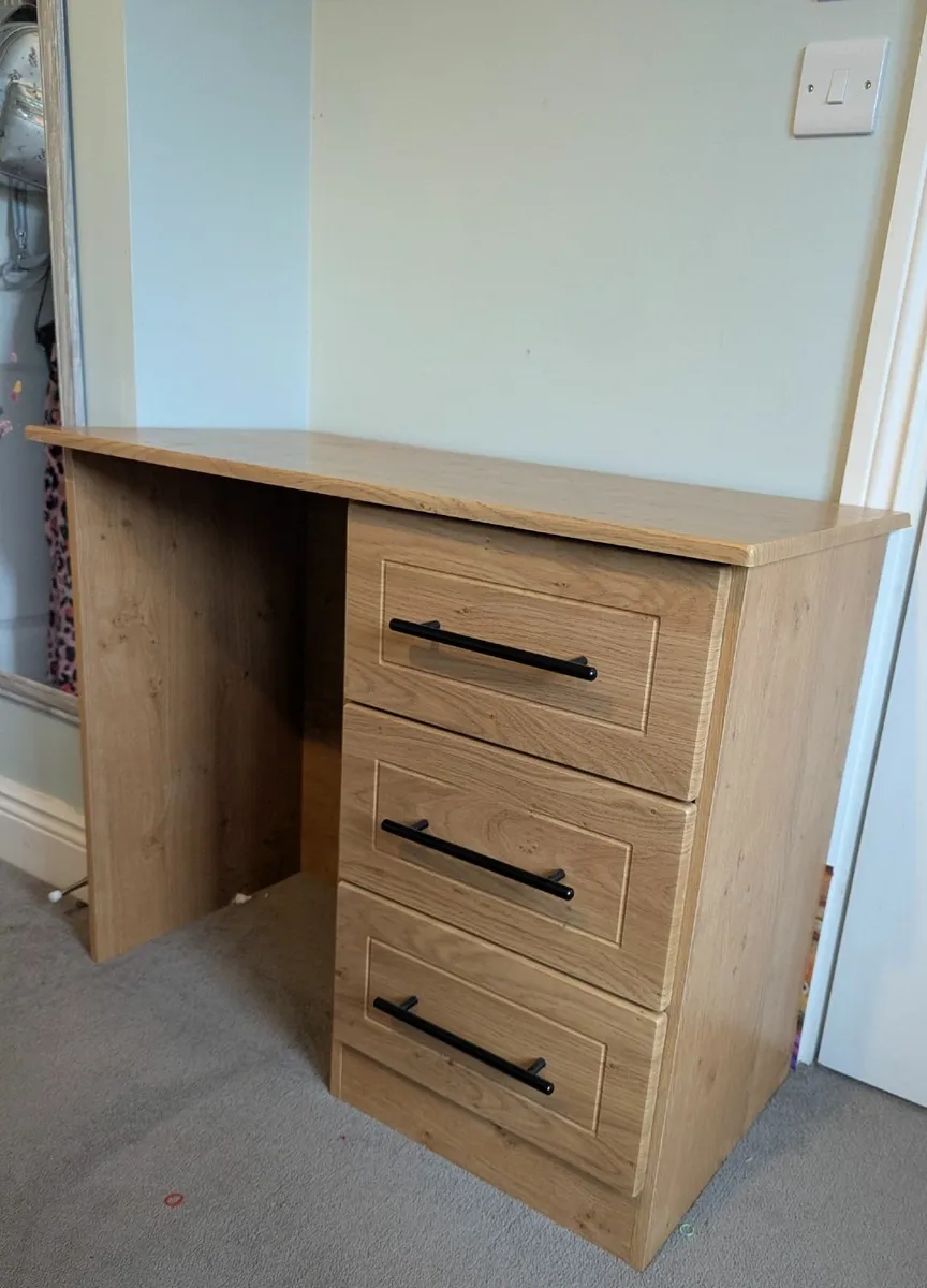 Oak Veneer Desk - Small Desk 3 Drawers - Image 4