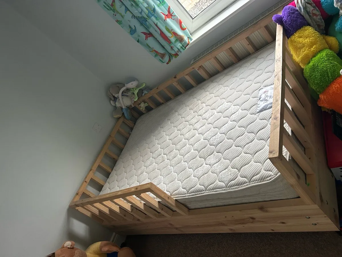Bed - Image 3