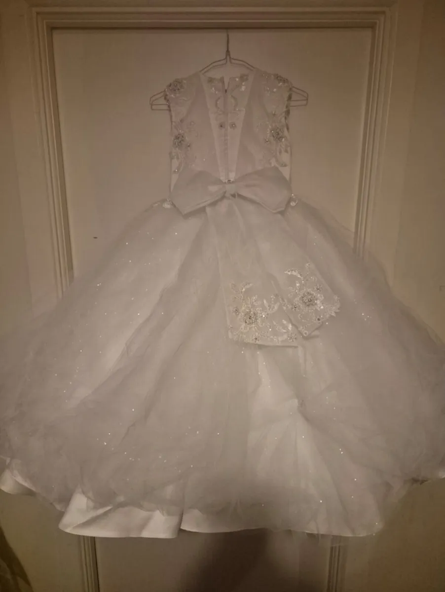 Communion dress - Image 3