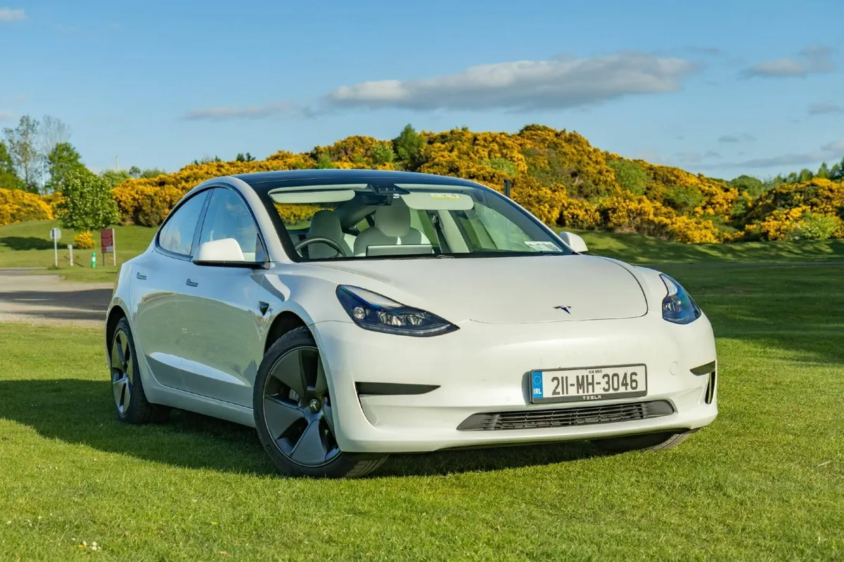 Tesla Model 3 2021 - Image 1
