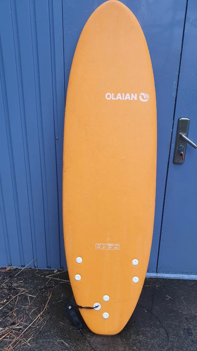 6ft foam surfboard - Image 1