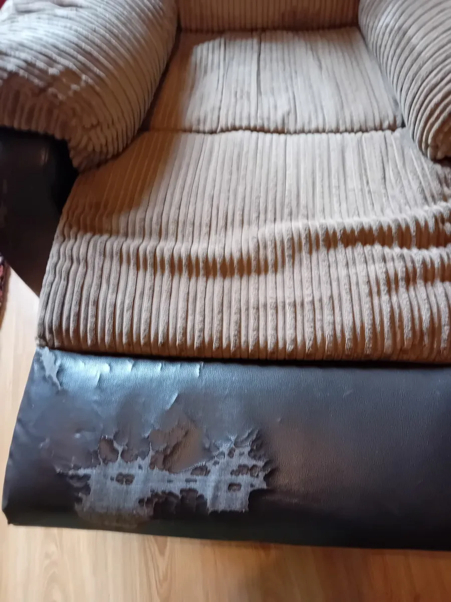 Free Recliner Arm chair - Image 2