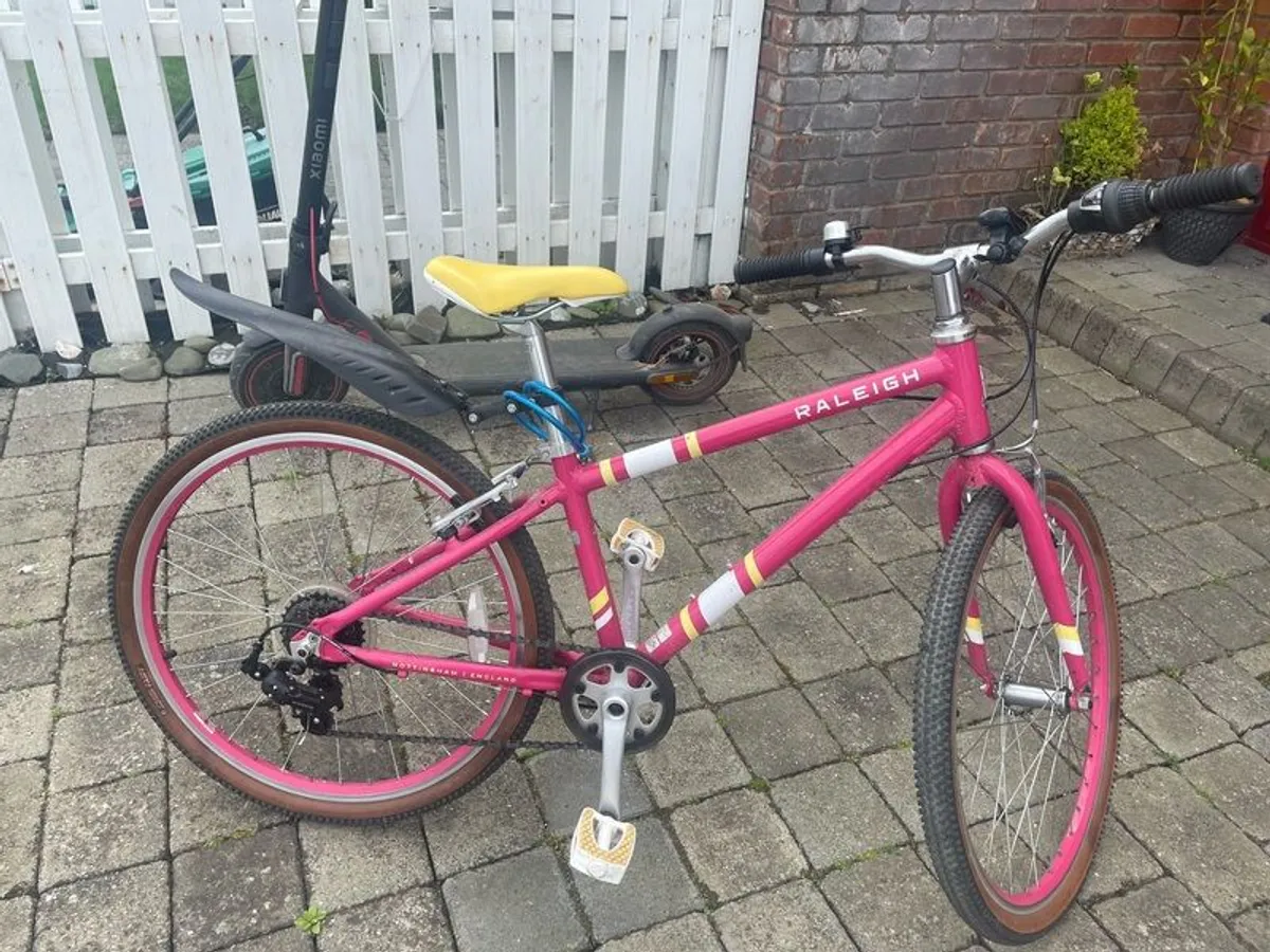 Raleigh Pop (24 inch) Girls Bike for sale - Image 2