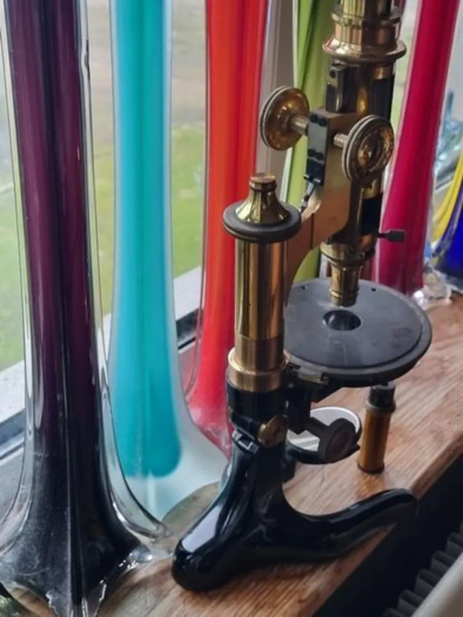 Ernest Leitz Wetzlar Microscope - Image 4