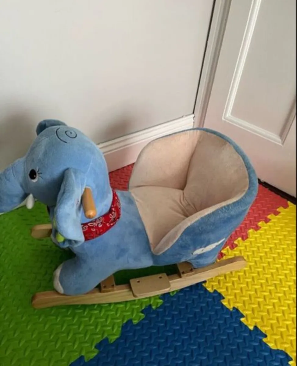 Elephant rocking chair - Image 2