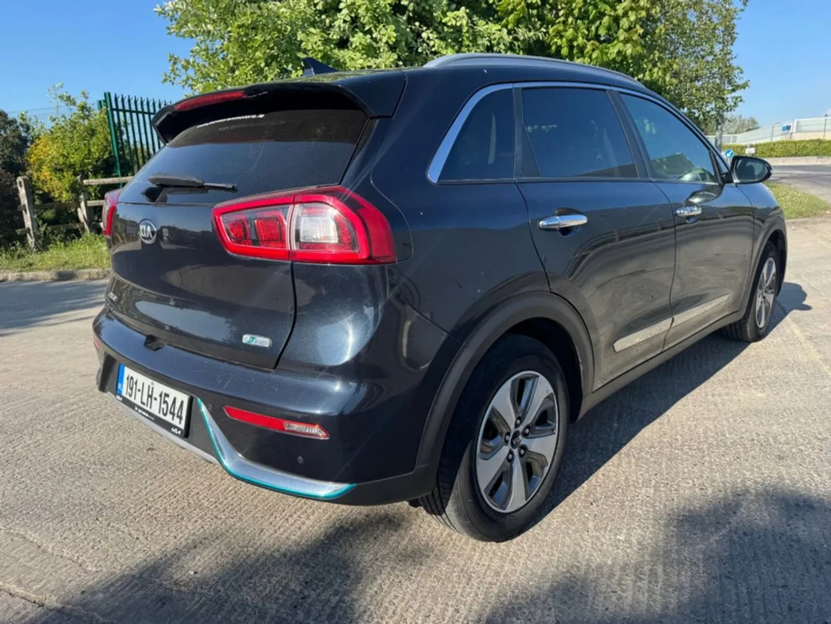 Kia Niro Phev 6D 5DR Auto - Image 2