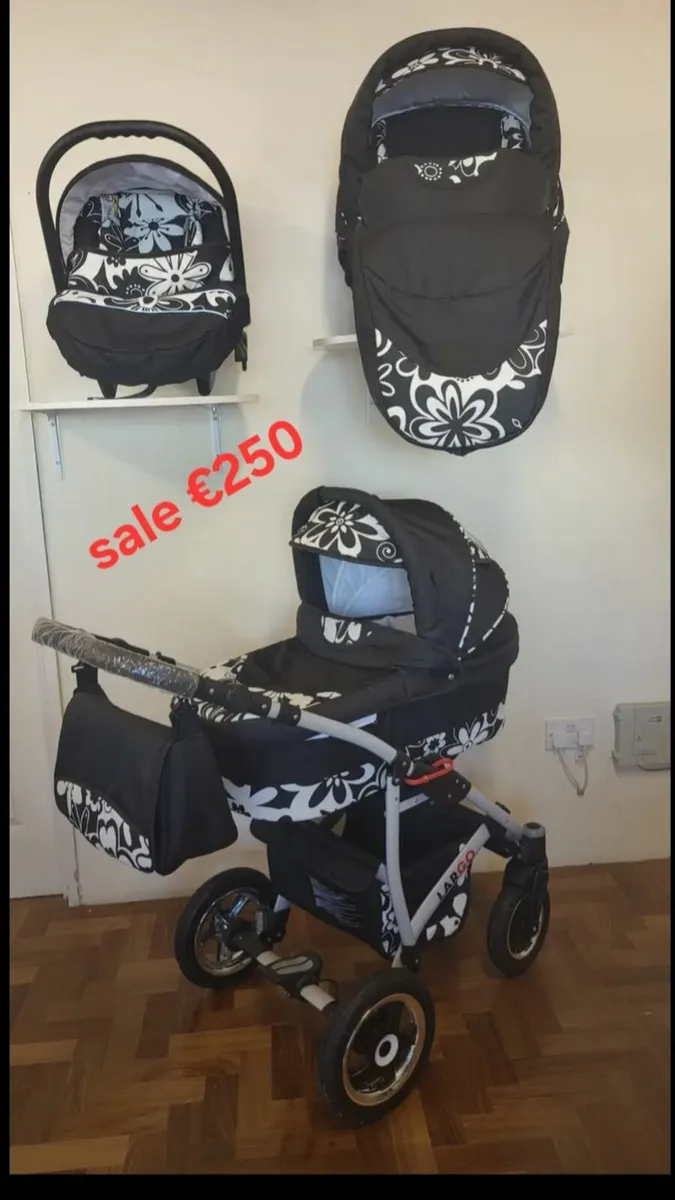 Pram set /travel system - Image 1