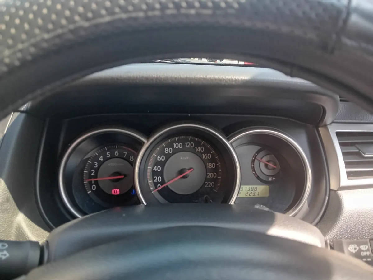 Nissan Tiida 2008 - Image 3