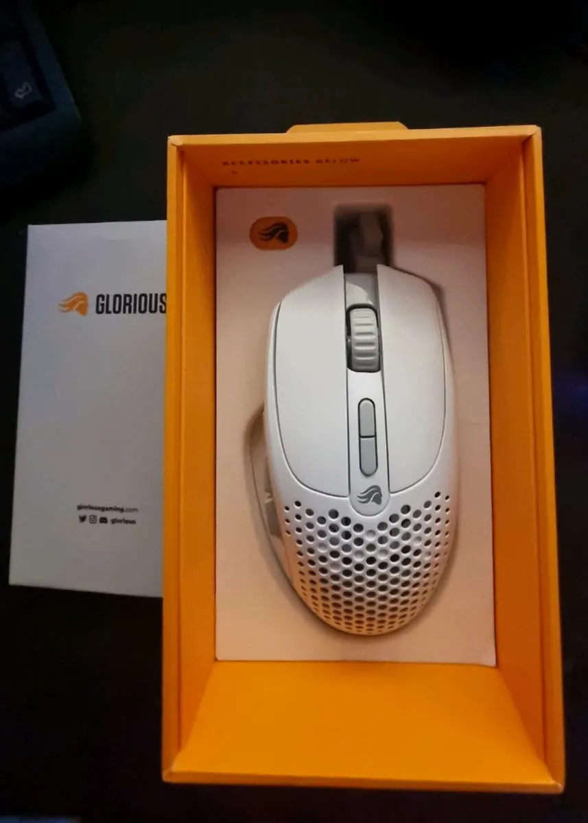 Glorious Model I 2 Wireless RGB - Image 1