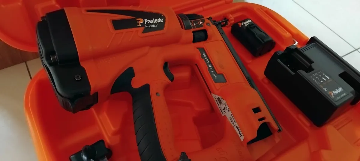 Paslode im65 F16 2nd fix Nail Gun"Fully Serviced" - Image 3