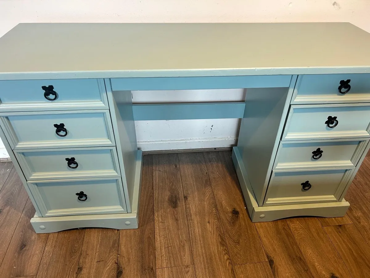 Dressing Table - Image 2