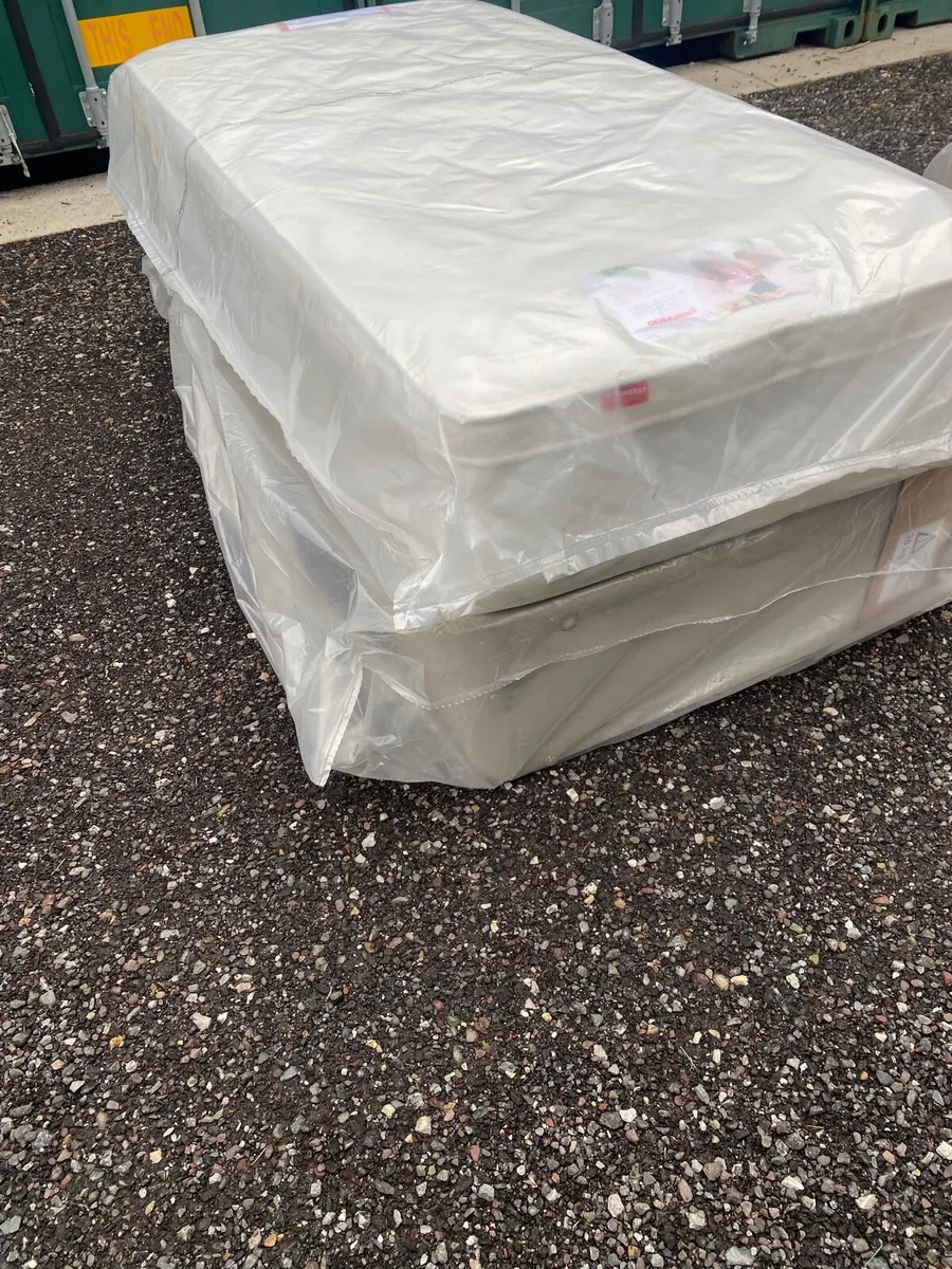 Odearest single mattress and base brand new - Image 1
