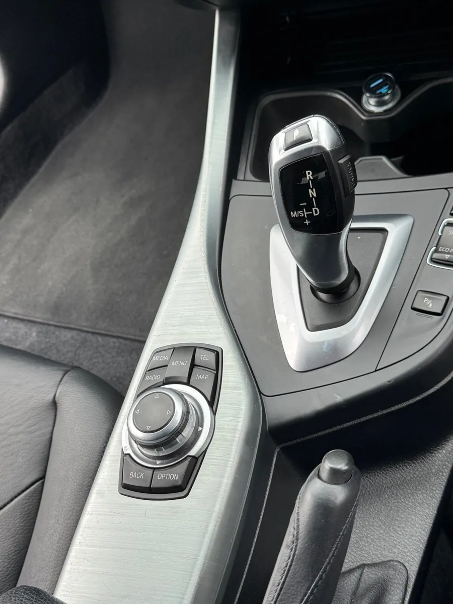 BMW 1-Series 2013 *SPEC* 120i ES - Image 4
