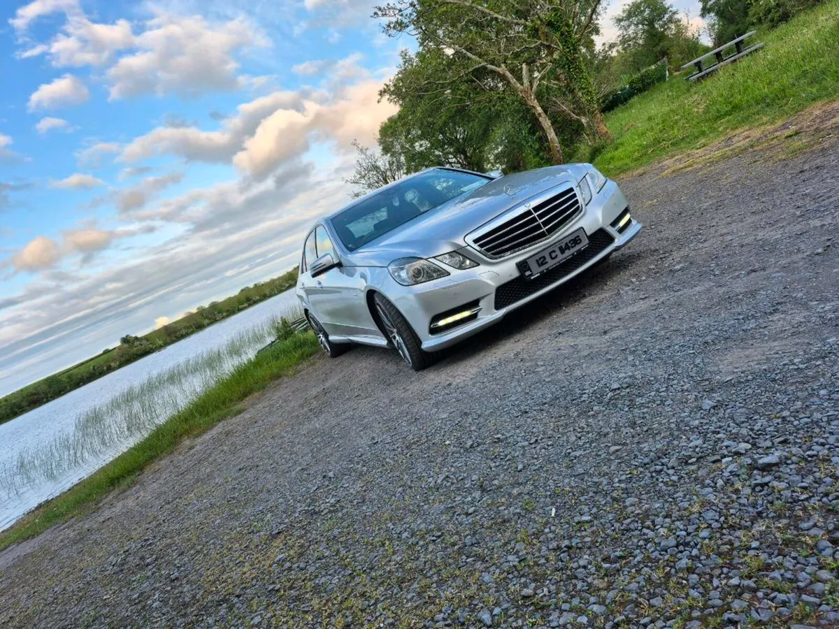 MERCEDES E250 AMG - Image 2