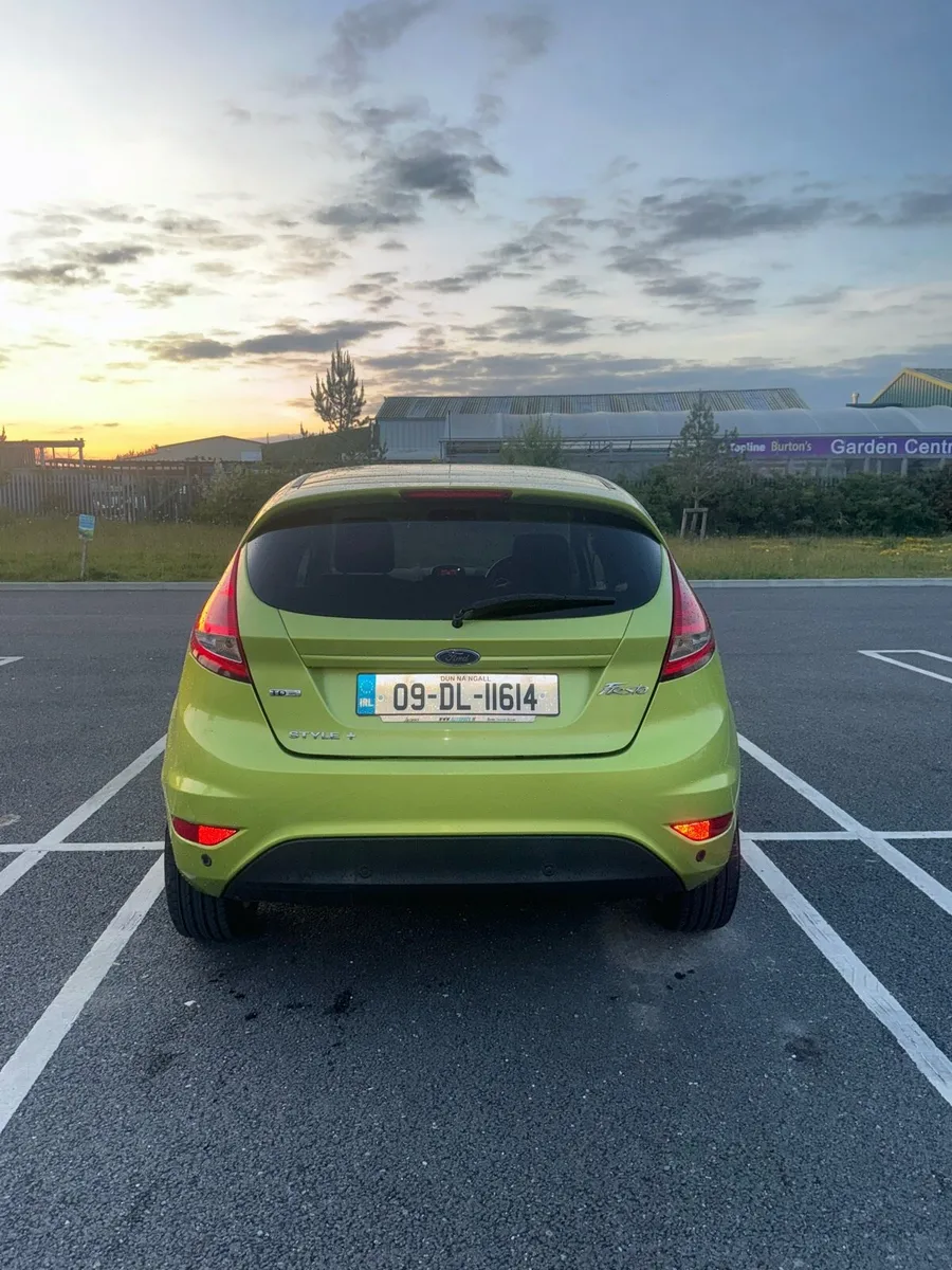 Ford fiesta - Image 4