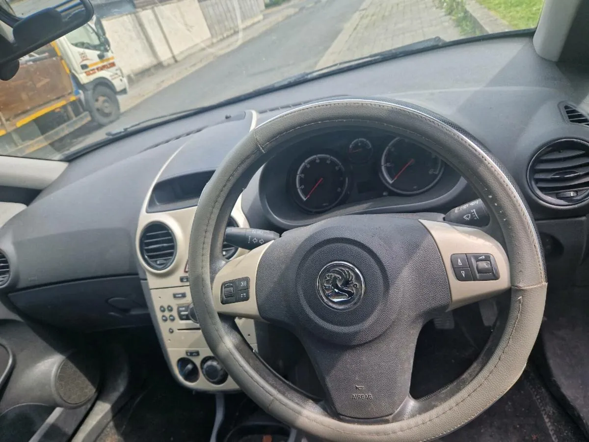 2009 opel corsa 1.2 nct 09/25 tax 06/25 - Image 4