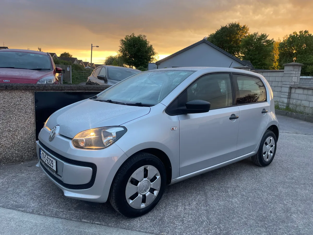 Volkswagen Up 1.0 - Image 4