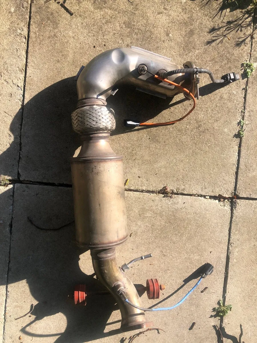 Exhaust pipe