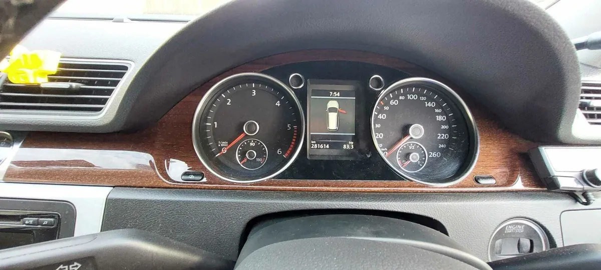 VW Passat B7 - Image 4