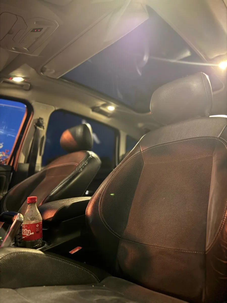 Ford S-Max TITANIUM-X TDCI FULL OPTION - Image 4