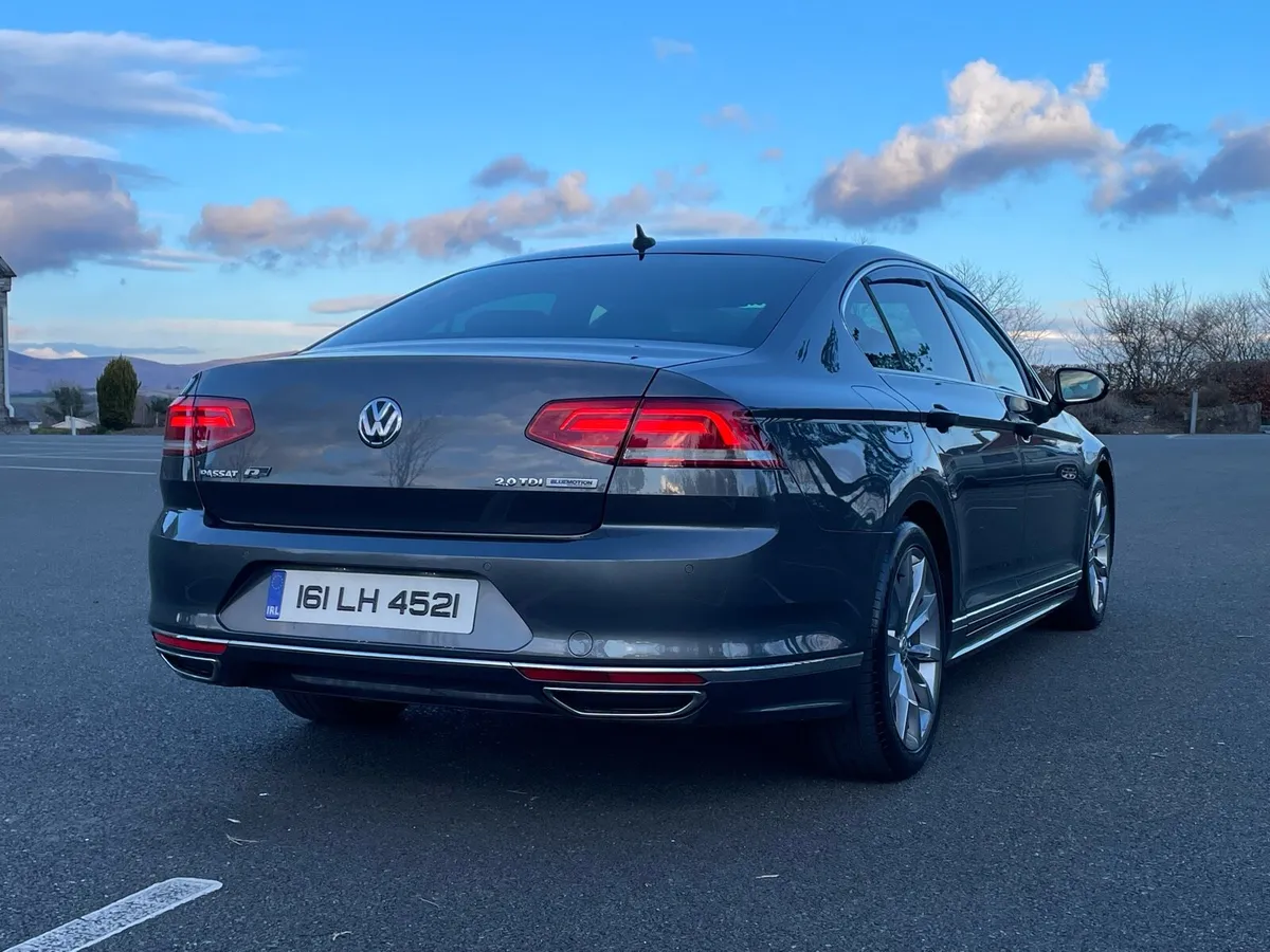 *Volkswagen R-Line Passat* - Image 3