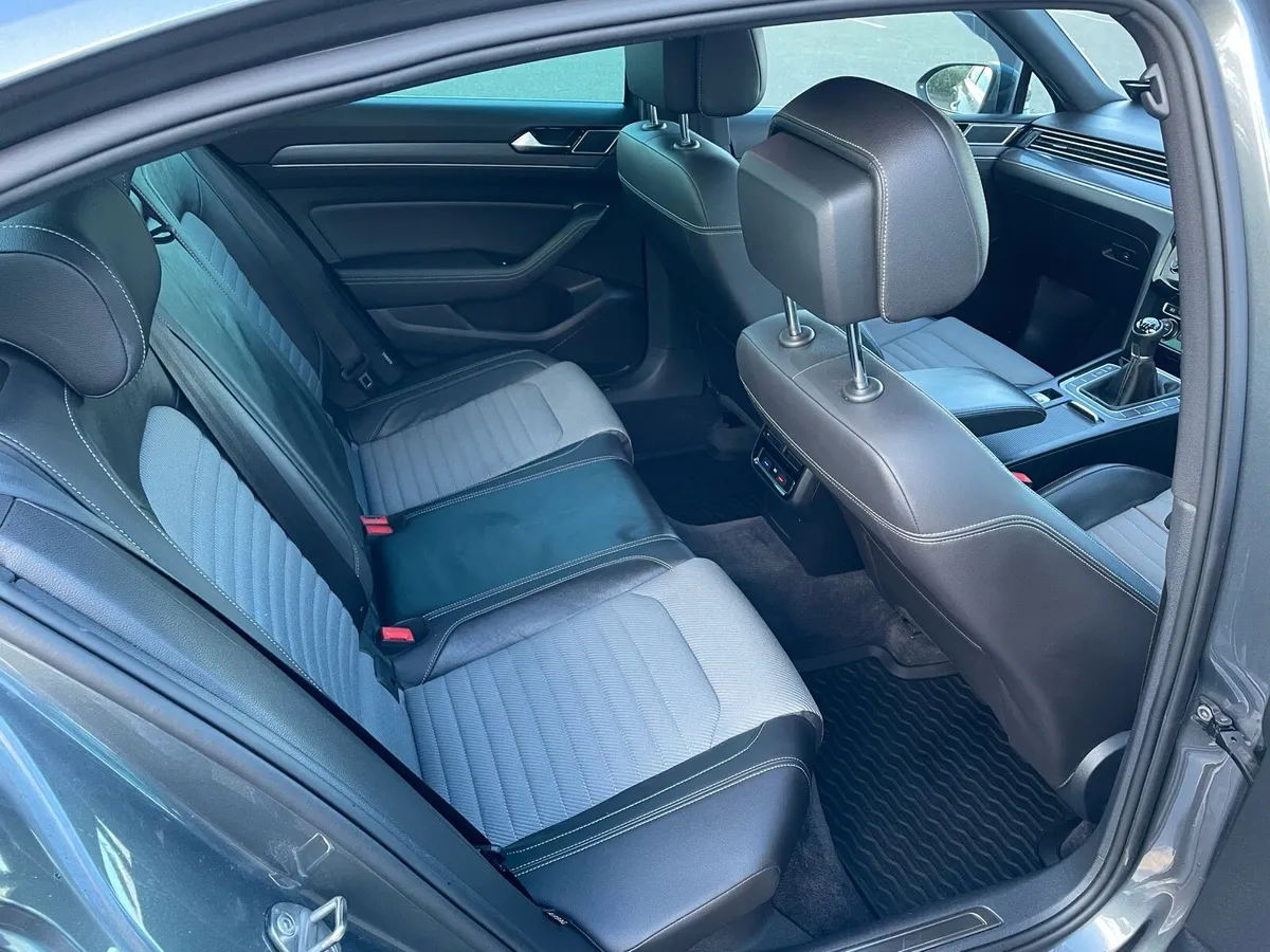*Volkswagen R-Line Passat* - Image 4