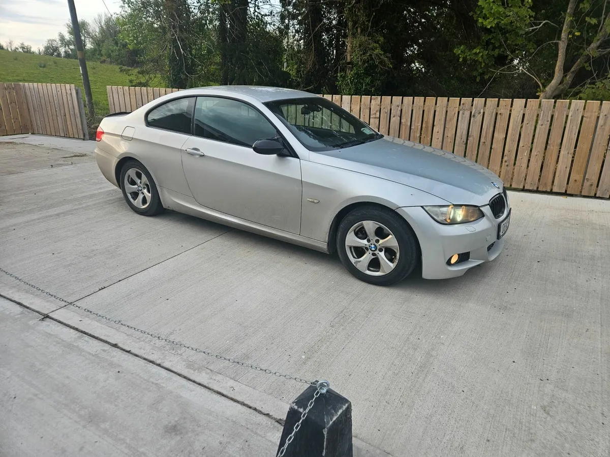 BMW 320d e92 2008 - Image 1