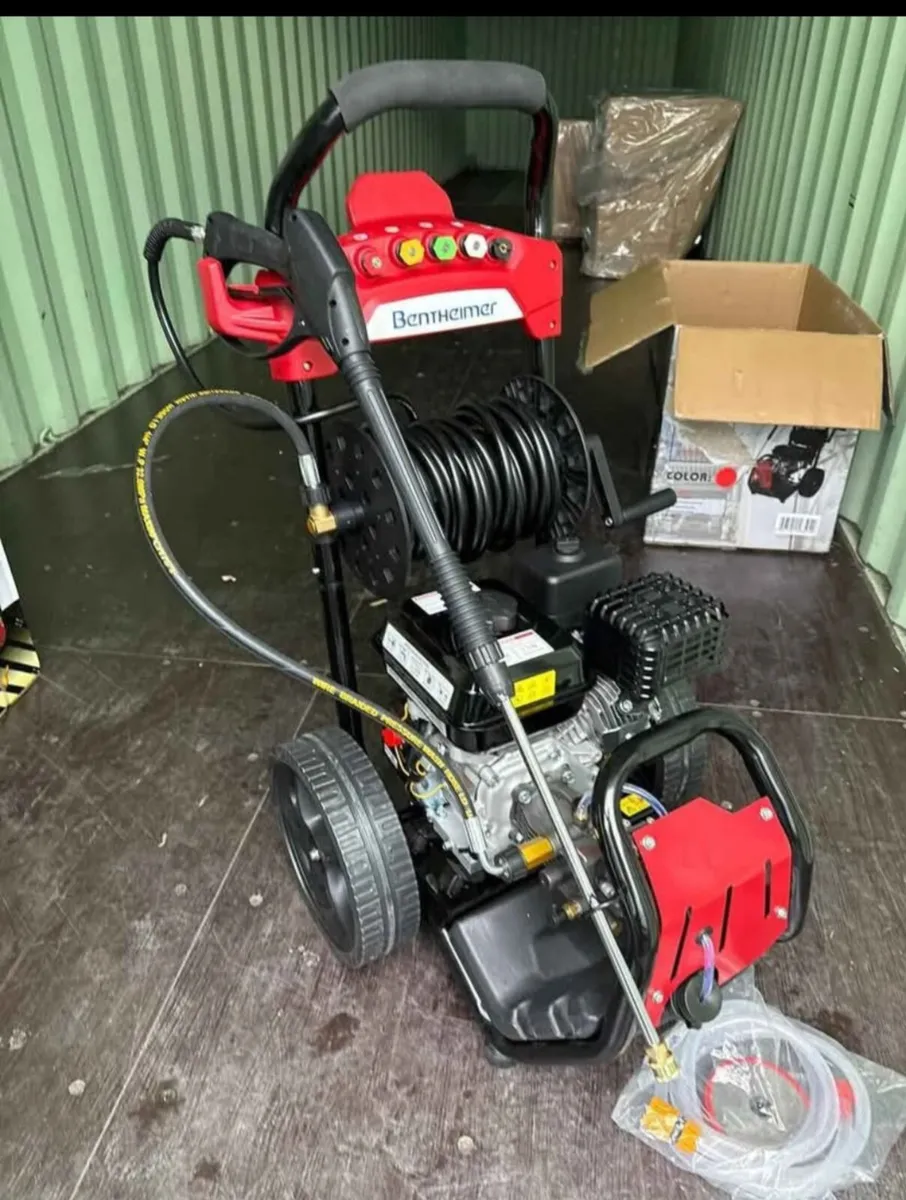 New petrol power washer - Image 1