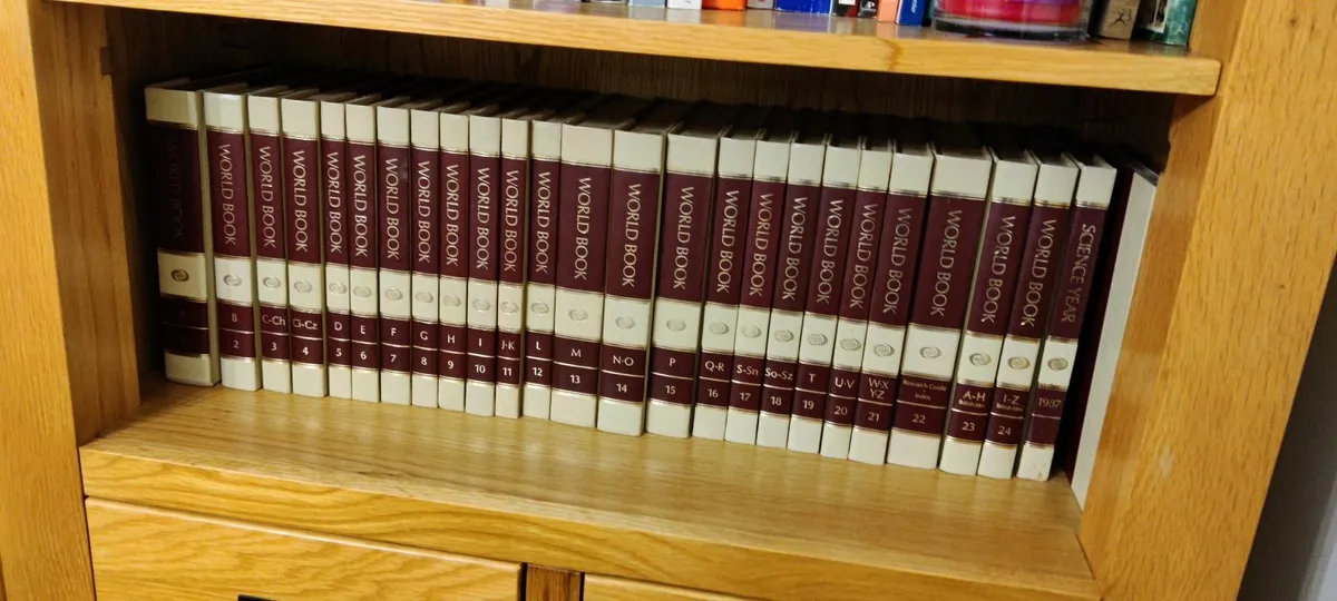 World Book complete 1987