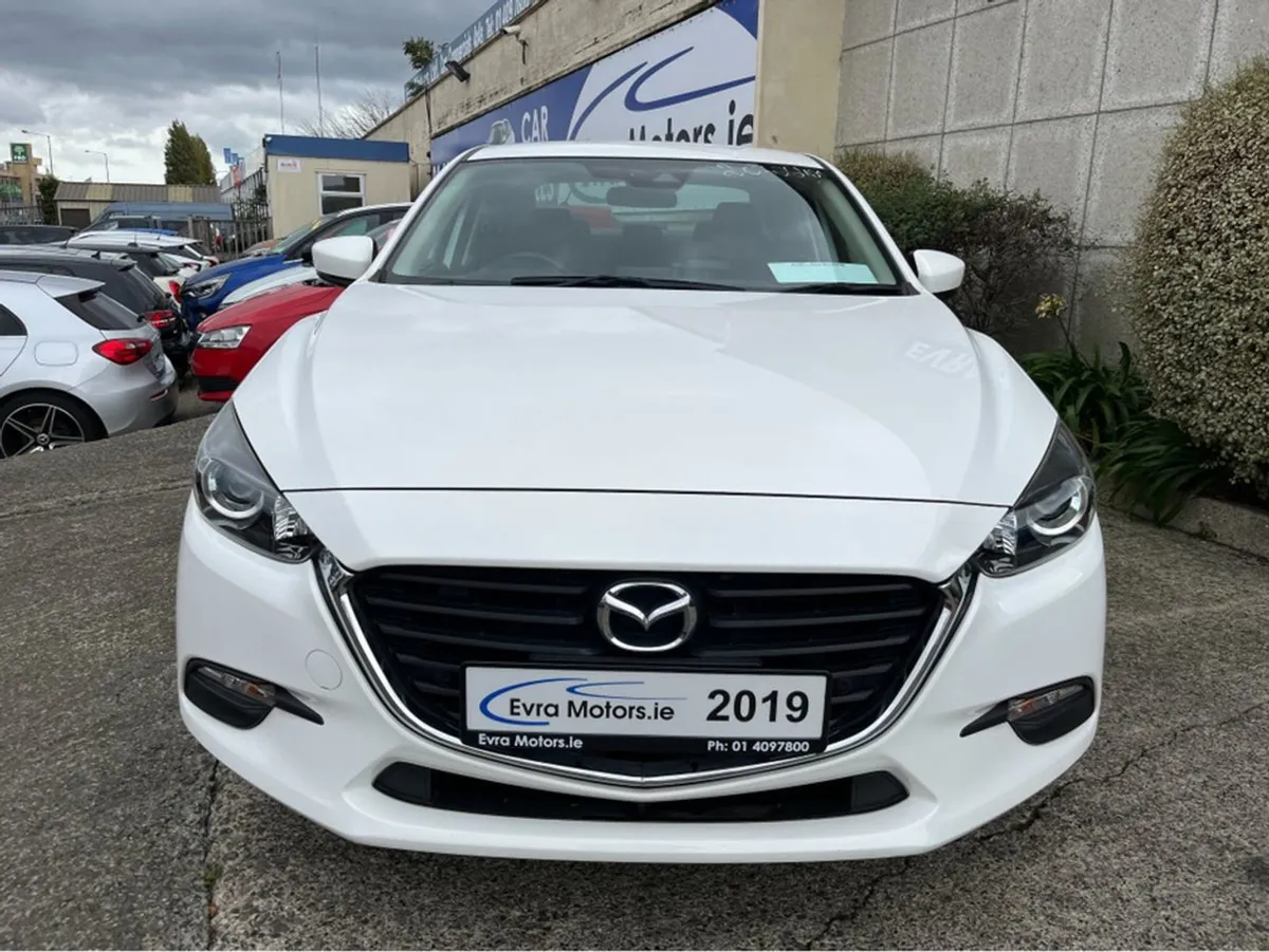Mazda 3 Automatic 1.5 Petrol //summer Sale  1 000 - Image 3
