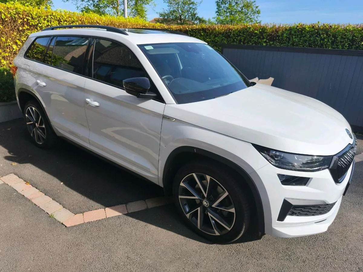 Car - Image 4