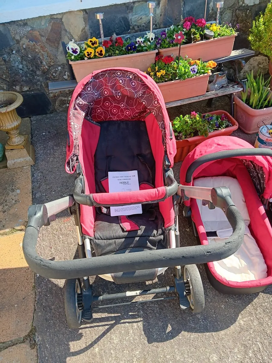 Buggy, Carry Cot and Car Seat Set - Image 2