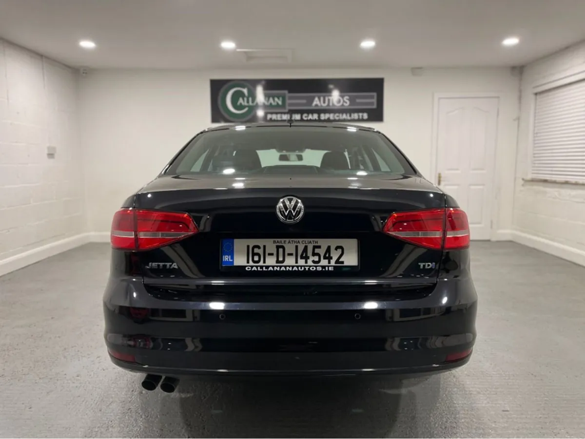 Volkswagen Jetta 2.0 TDI Manual 5speed 110HP 4dr - Image 3
