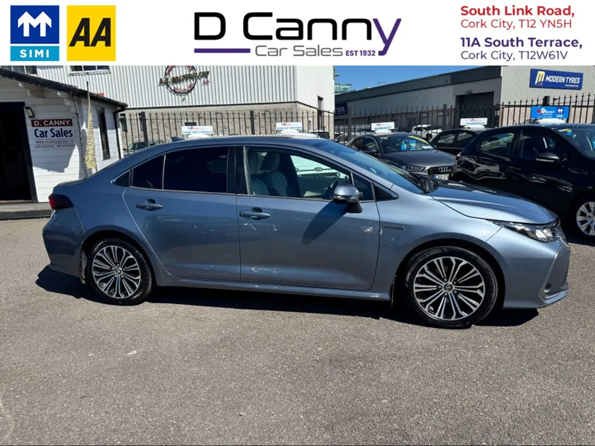 Toyota Corolla Luna Sport 4DR Auto - Image 2