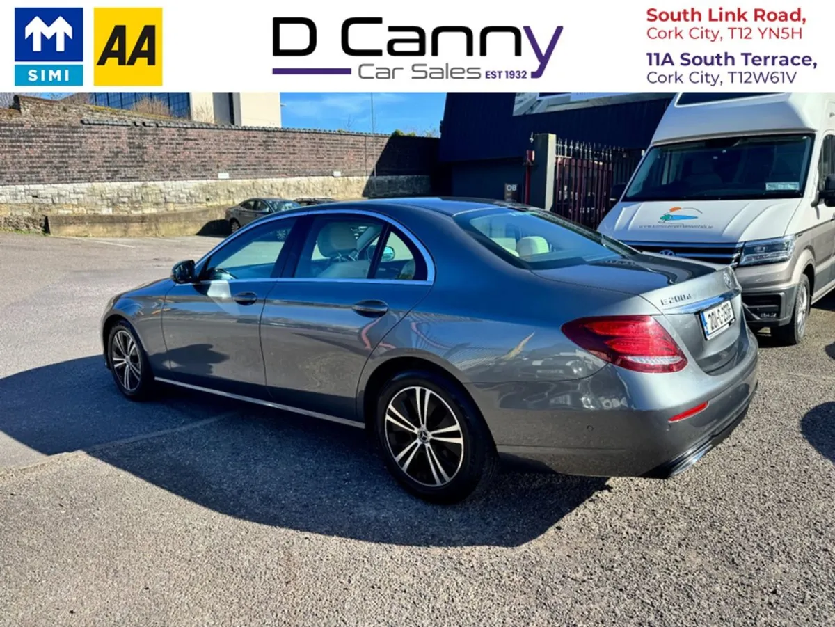 Mercedes-Benz E-Class D E200 Auto 4DR - Image 4