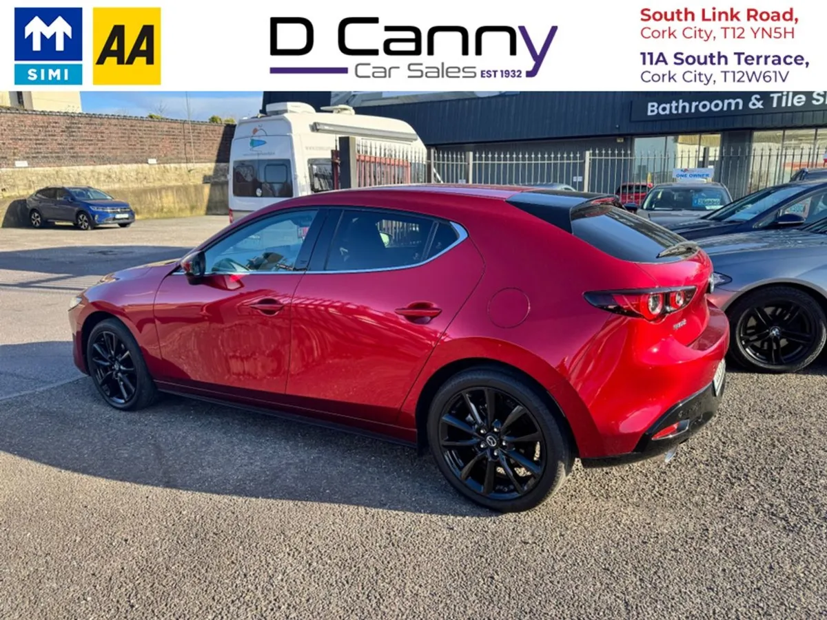 Mazda 3 2024 E-skyactiv Takumi Sunr - Image 4